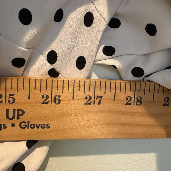 Torrid Babydoll Top 5X‎ White Black Polka Dot Georgette Pintuck Blouse Pinup - Picture 9 of 14